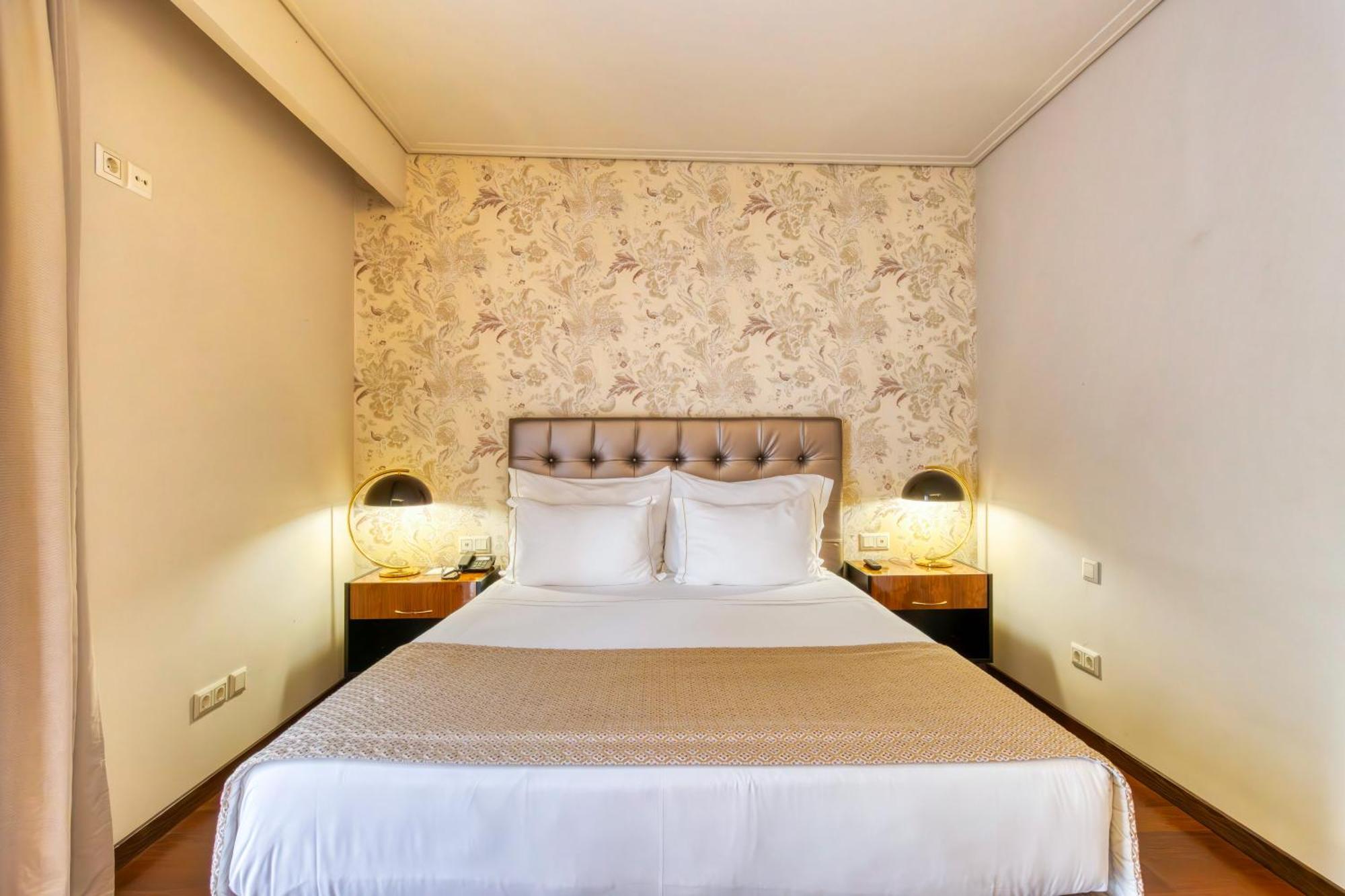 Hotel Lis Батала Екстериор снимка