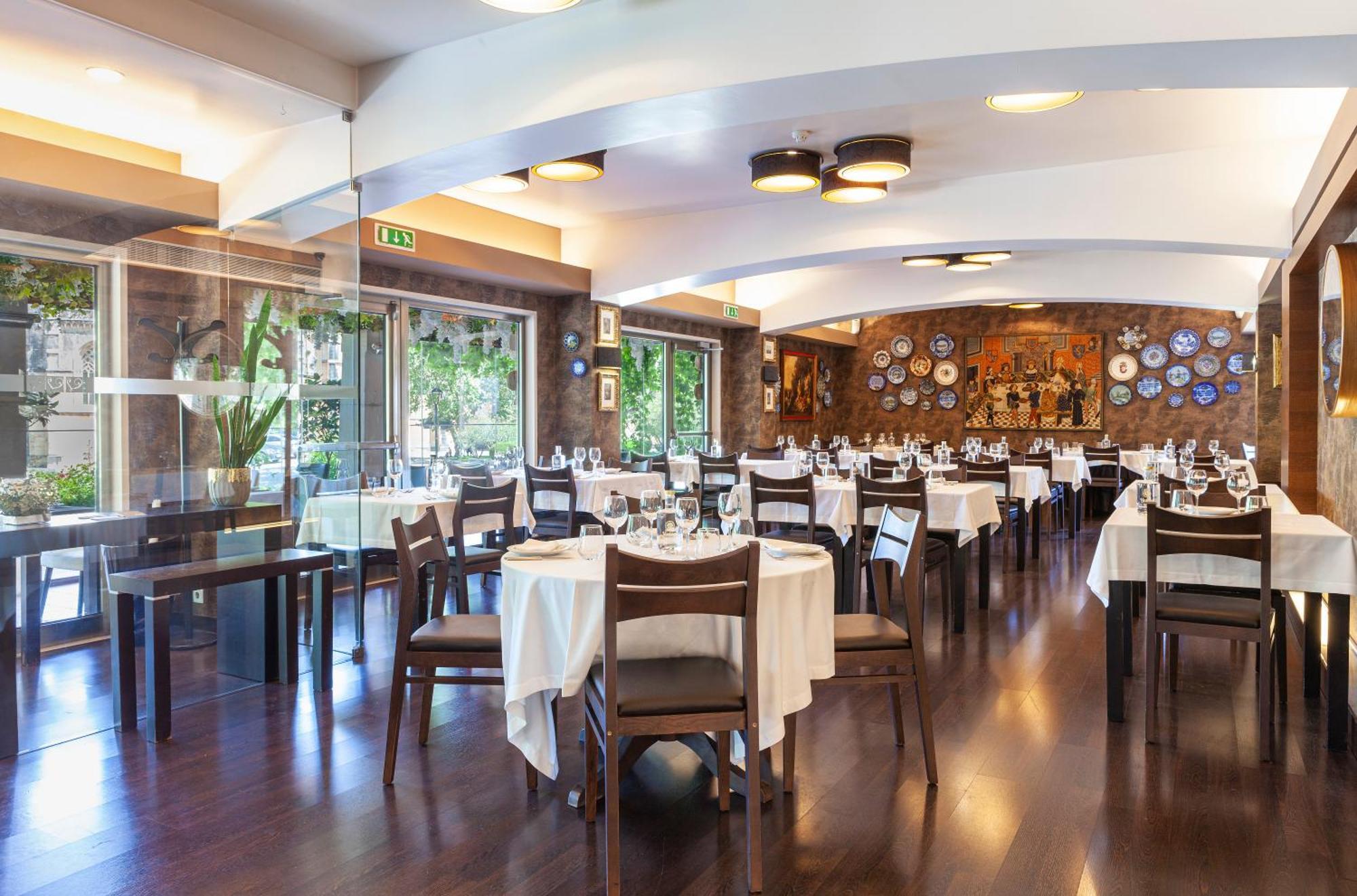 Hotel Lis Батала Екстериор снимка